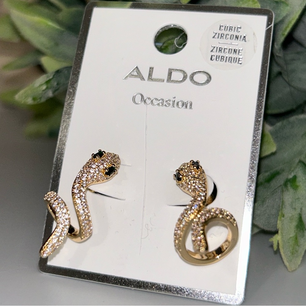 ‼️❌FINAL PRICE DROP❌‼️NWT ALDO serpent Cubic Zirconia Curved Snake Earrings NEW!